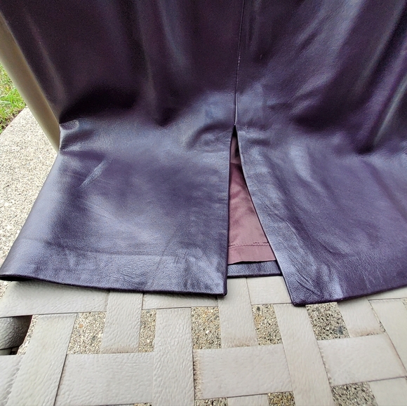 VINTAGE Butter soft purple leather suit Size 12 - Picture 7 of 11